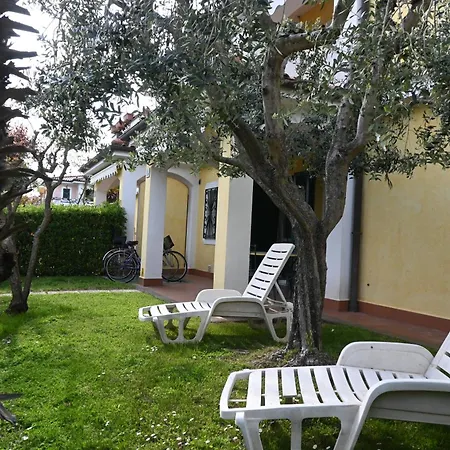 P086 - Porto Recanati, A Schiera Con Giardino E Terrazzo Daire
