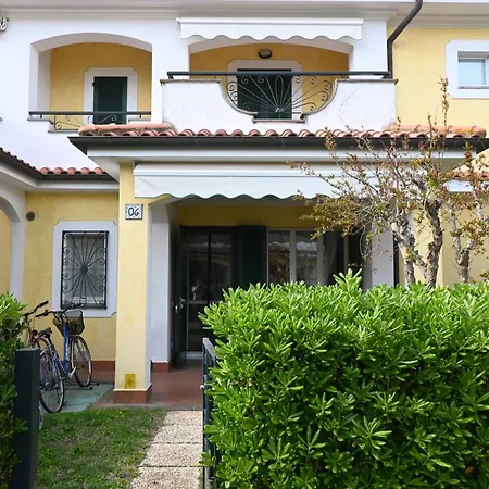 P086 - Porto Recanati, A Schiera Con Giardino E Terrazzo *