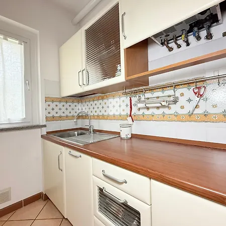 P086 - Porto Recanati, A Schiera Con Giardino E Terrazzo